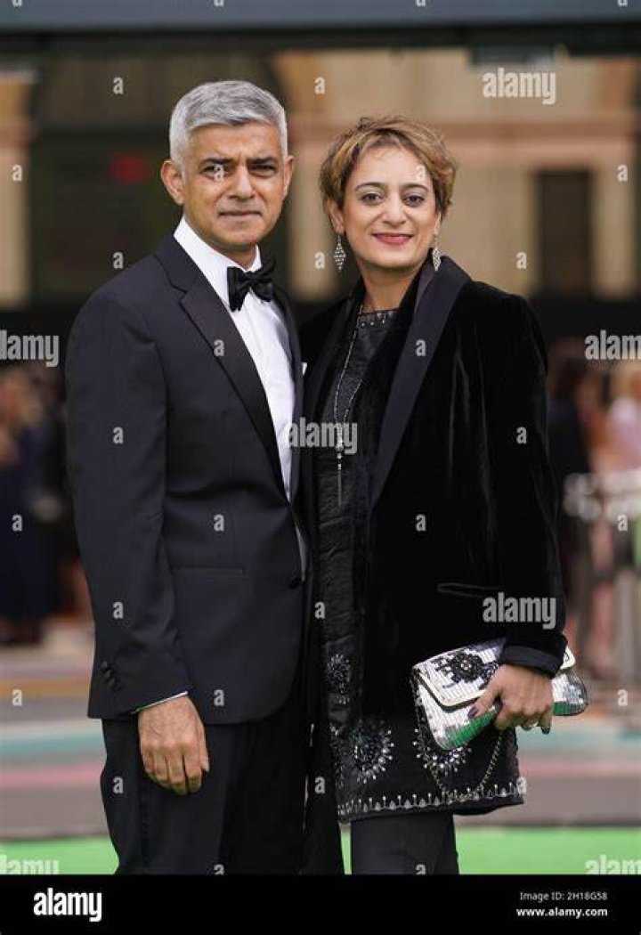 Sadiq Khan&rsquo;s Married Wife and Children Meet His Spouse Saadiya Khan