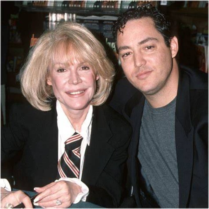 Sandra Dee Net Worth Family, Cars, Salary & Lifestyles How Rich Is