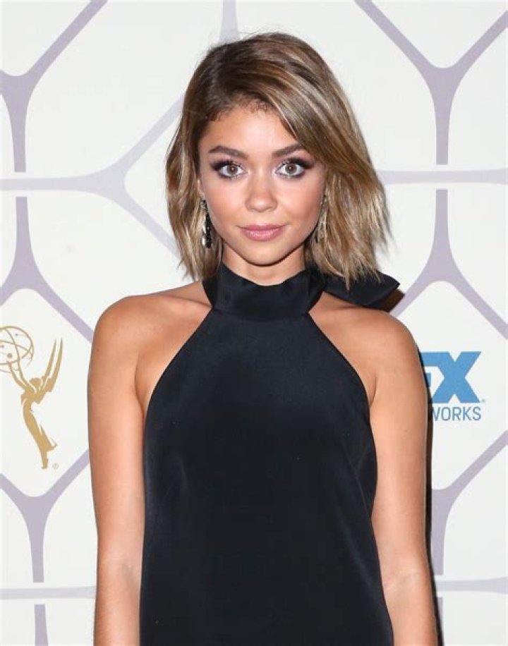 Sarah Hyland Emmy Awards After Party in LA 09/17/2017 &bull; CelebMafia
