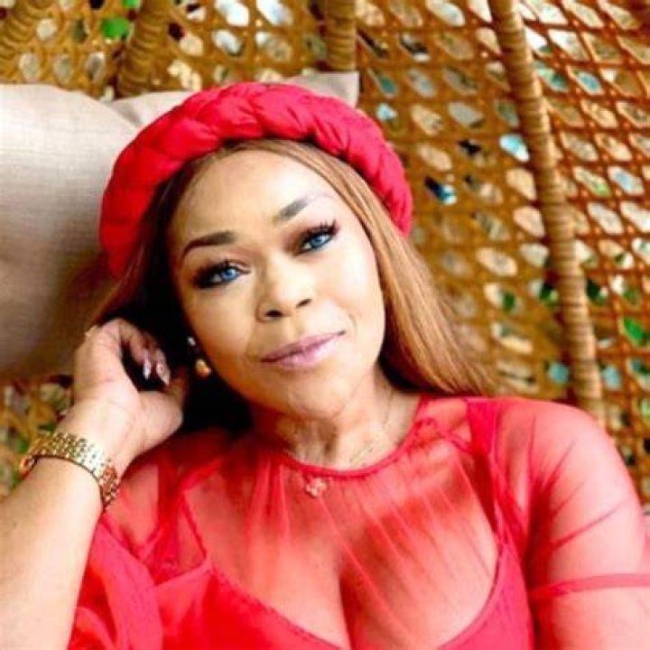 Shaffy Bello Biography Age Family Movies Husband Daughter Instagram