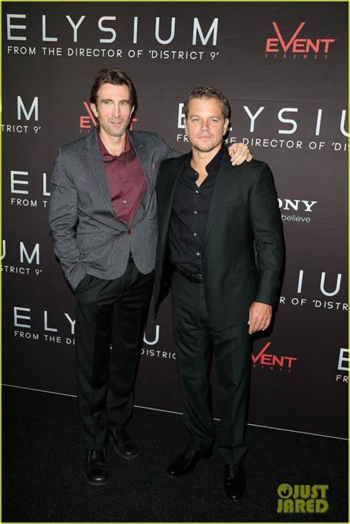 Sharlto Copley Matt Damon At tELYISUM photo call 7 Pictures