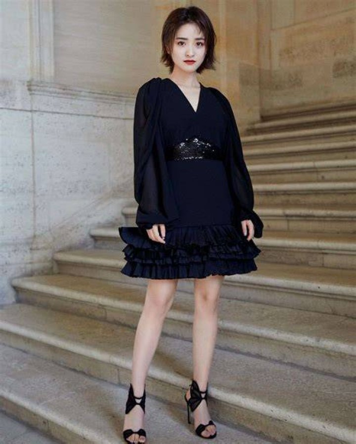 Shen Yue Bio, Facts, Family Life of Chinese Actress