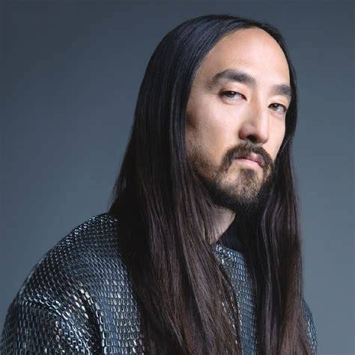 Steve Aoki Clubbing TV