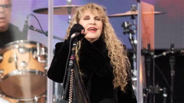 Stevie Nicks Reveals the Eagles&rsquo; Joe Walsh Dumped Her Because He