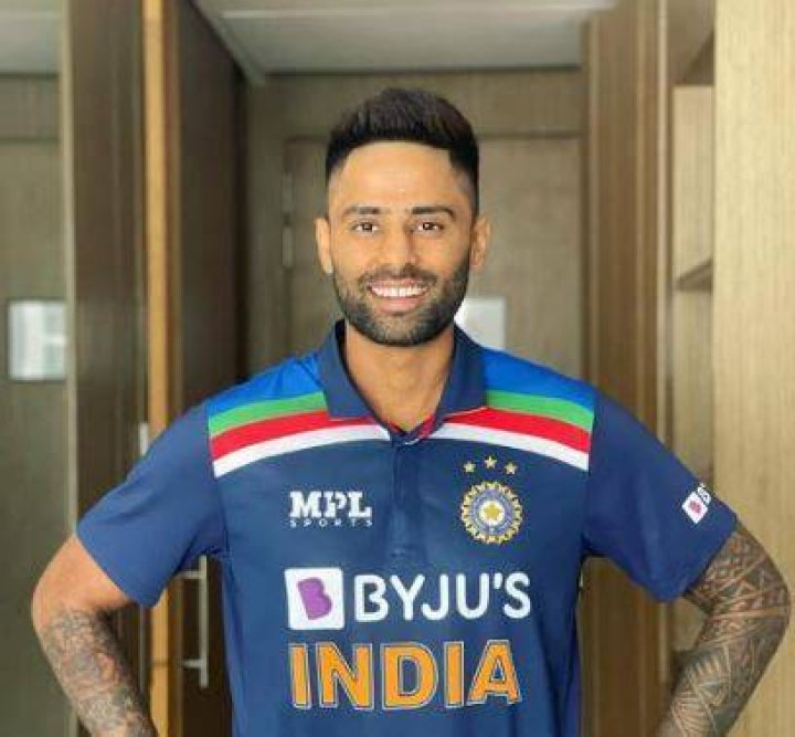 Suryakumar Yadav Wiki, Age, Height, Girlfriend, Wife, Biography & More