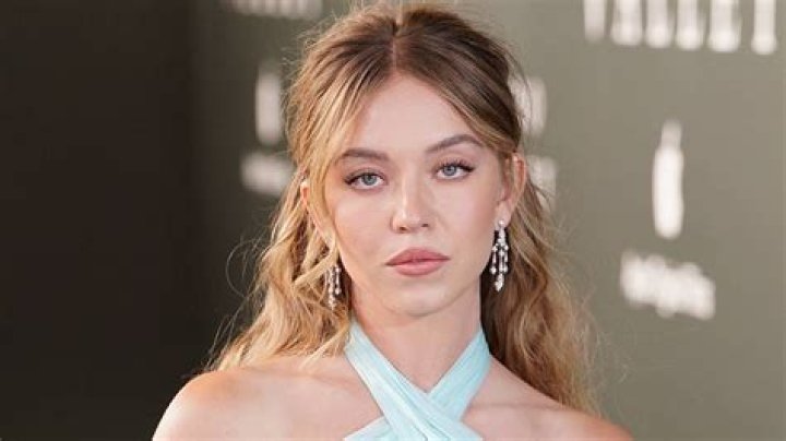 Sydney Sweeney Wants To Do A With The Weirdest CoStar