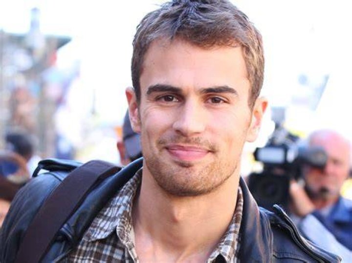 Theo James Confirmed to Take on the Role of James Bond Following the
