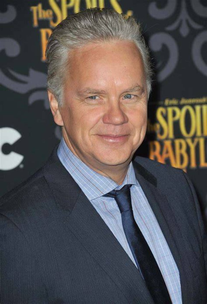 Tim Robbins 'files for divorce from wife after secret marriage' Metro