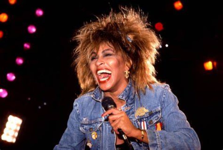 Tina Turner 'Abandoned' Her Kids & 'Is Living Her Life' After Finding