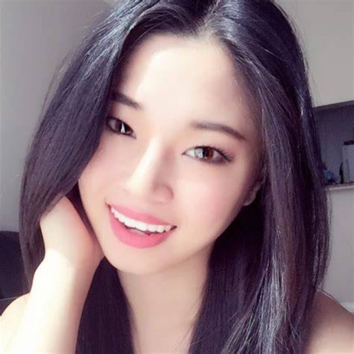 Tingting ASMR Net Worth 2023, Age, Height, Bio, Family, Career