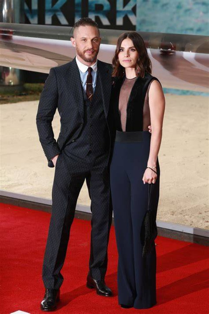 Tom Hardy & Wife Tom hardy, Tom hardy wife, Celebrity entertainment