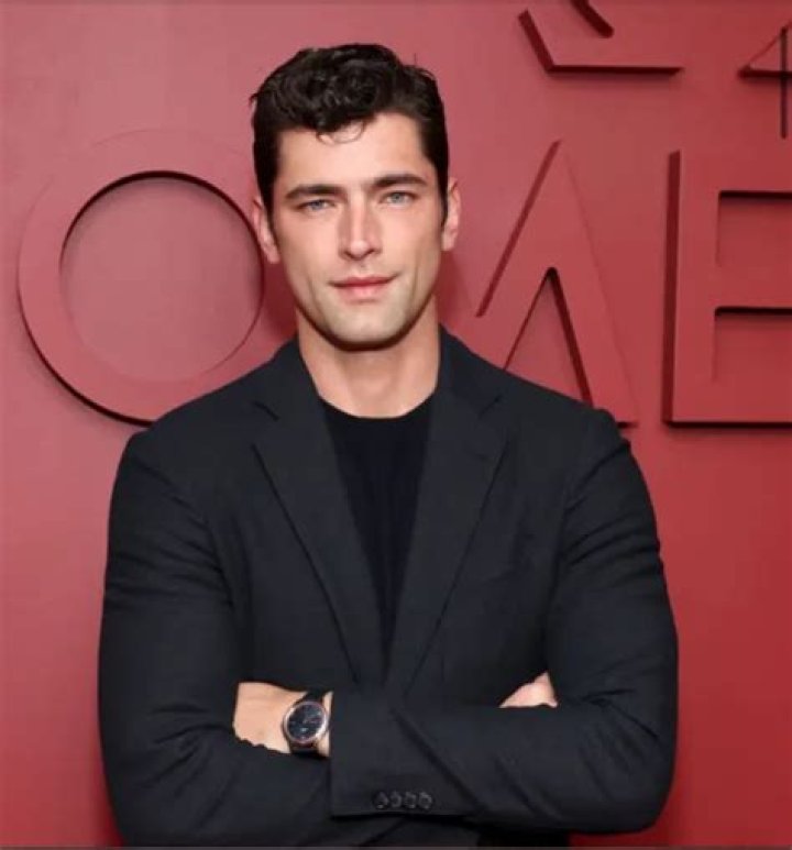 Unlock The Secrets Of Sean O'Pry's Towering Height