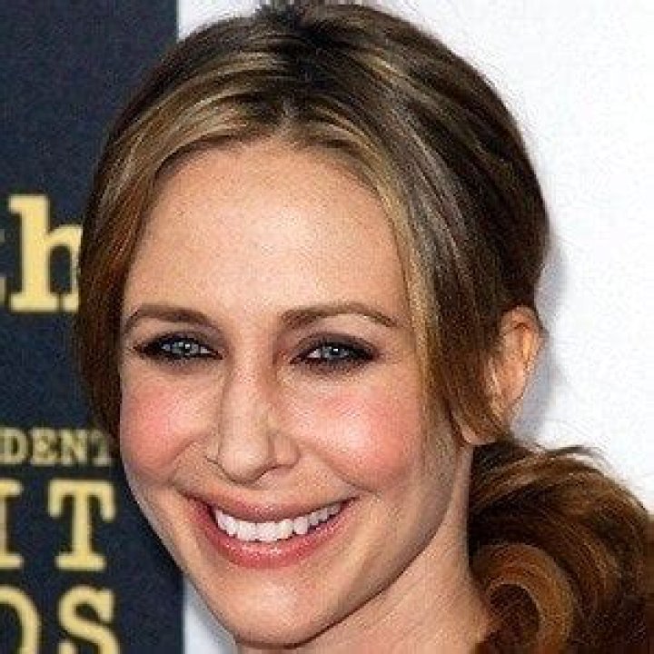Vera Farmiga Bio, Age, Movies, Sister, Husband, Net Worth, Children