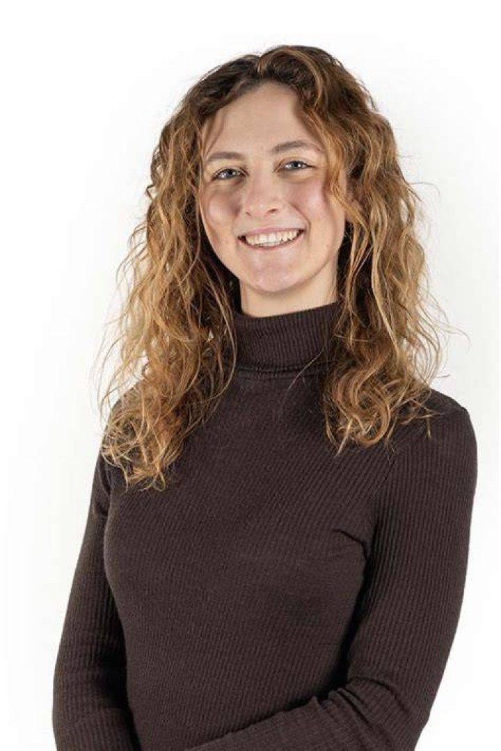 Veronica Piazza Assistente alle vendite PULL&BEAR LinkedIn