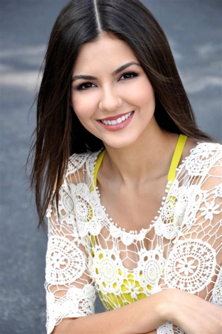 Victoria Justice Wiki 2021 Net Worth, Height, Weight, Relationship