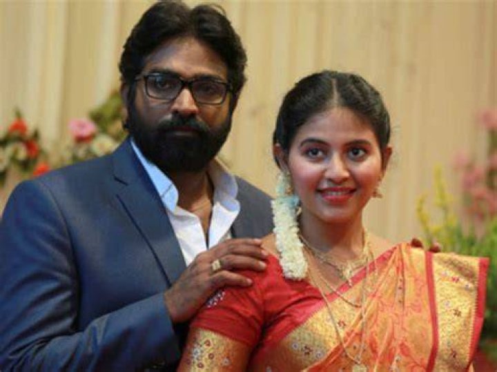 Vijay Sethupathi Family Photos Wife Family photos, Free hd wallpapers