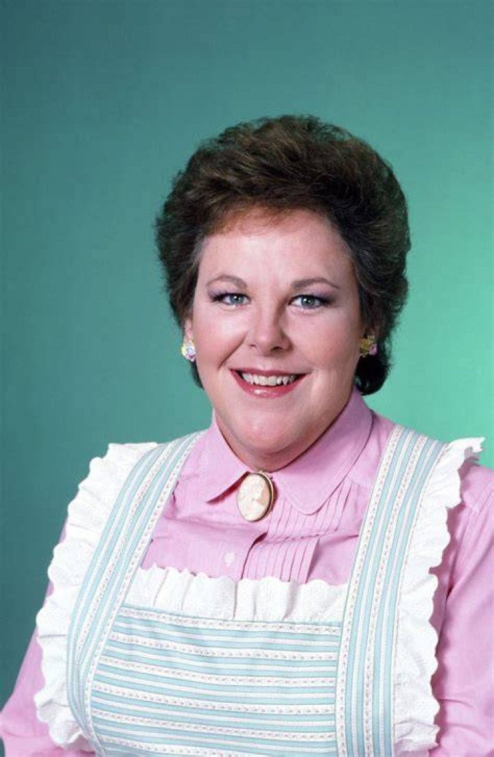 What happened to Mary Jo Catlett's eye? Net Worth, Age, Wiki