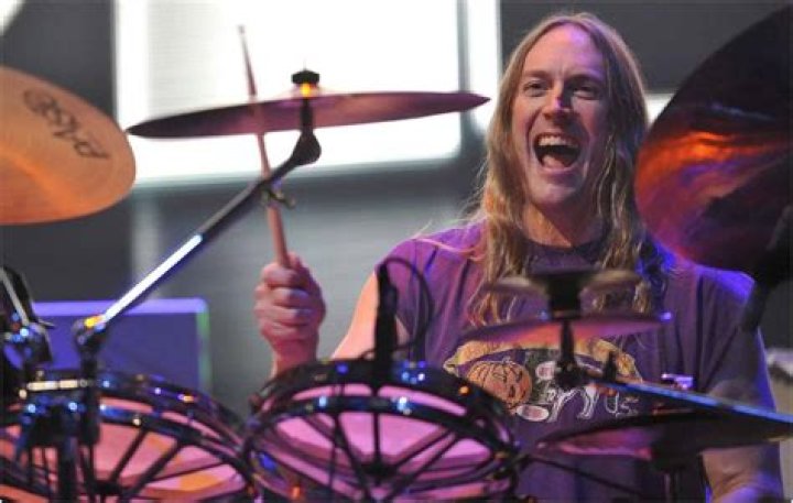 What Is Danny Carey Net Worth? Details On The Drummer&rsquo;s Career!