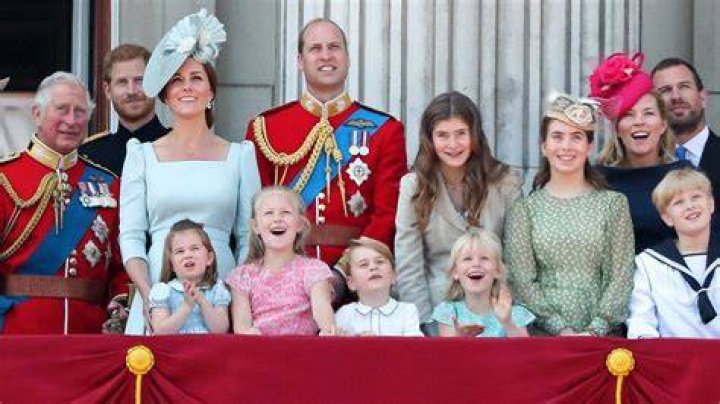 What is the British royal family worth? New Idea Magazine