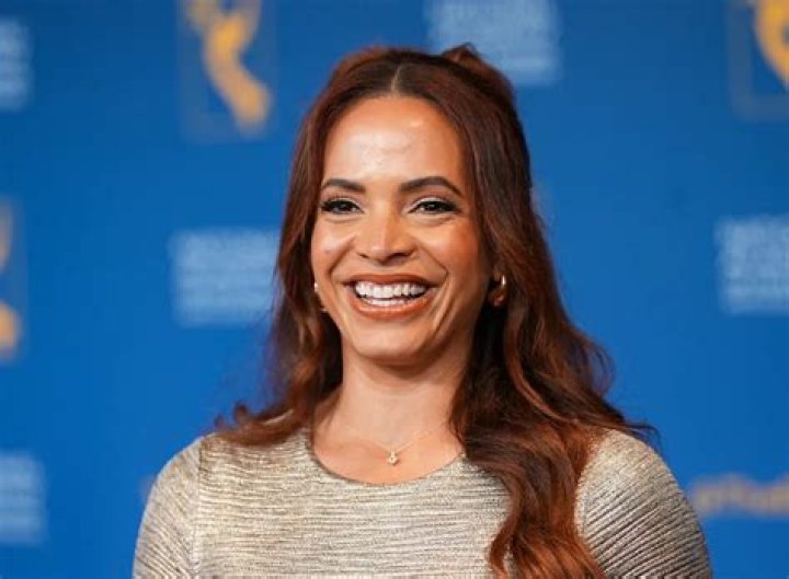Who Is Elle Duncan's Husband?