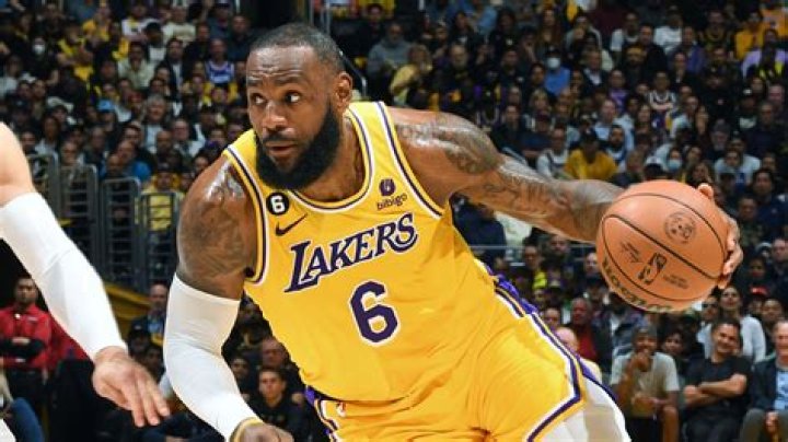 Who is LeBron James' Wife? Meet Savannah Brinson! Photo 3910534