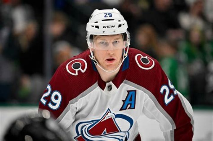 Who is Nathan MacKinnon's girlfriend? Know all about Charlotte Walker