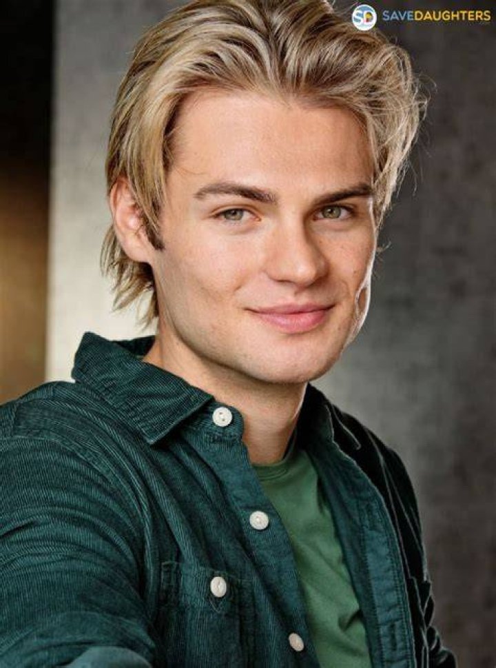 Who is Noah LaLonde? Age, Wiki, Height, Girlfriend, Family, Net Worth, BIO