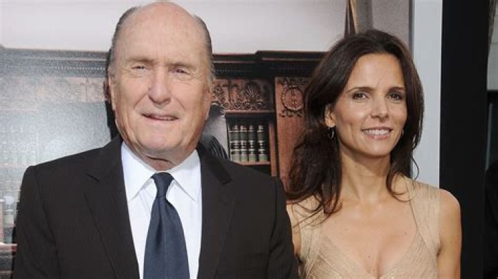 Wife of late film and TV actor Dale Robertson pens biography The San