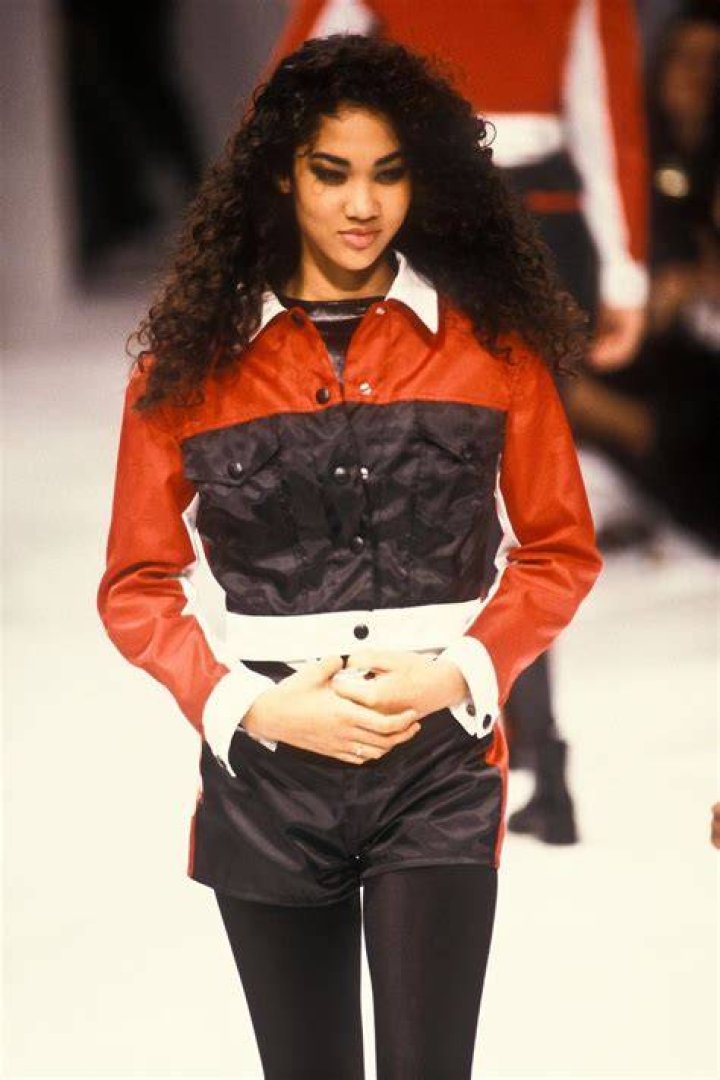 Young Kimora Lee Simmons in Paris. LOVE her Chanel Ad, Vintage Chanel