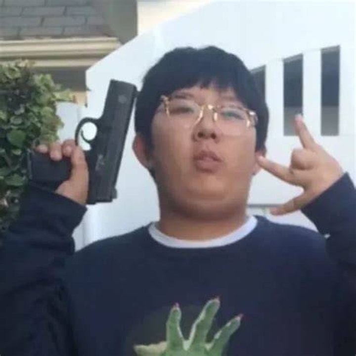 Yung Weej Wiki