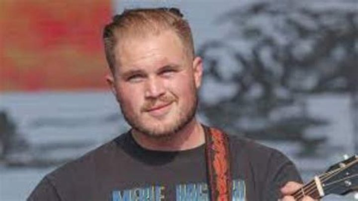 Zach Bryan Net worth 2023, Height, Weight, Career, Wiki, Bio